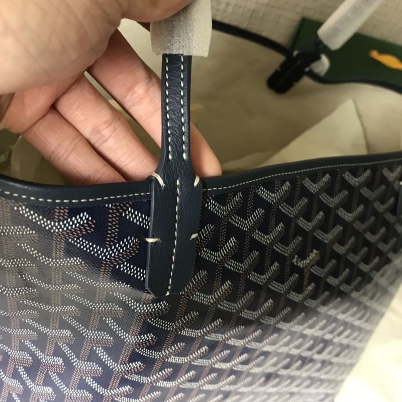 Goyard Shopping Bags